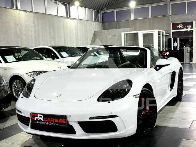 2018 Porsche 718