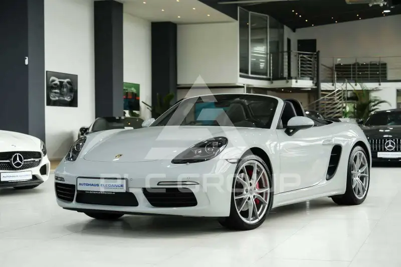 2018 Porsche 718