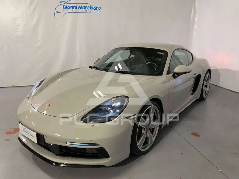 2018 Porsche 718