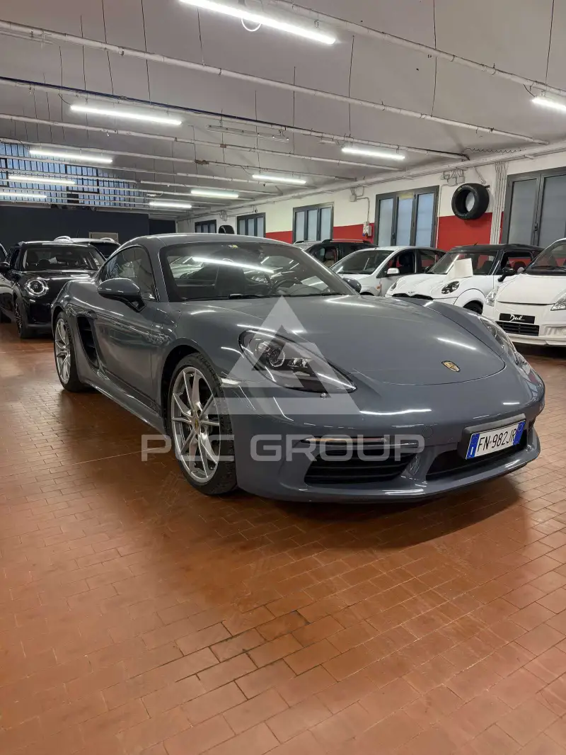 2018 Porsche 718