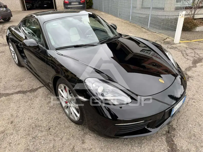 2018 Porsche 718