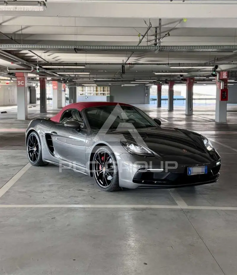 2018 Porsche 718
