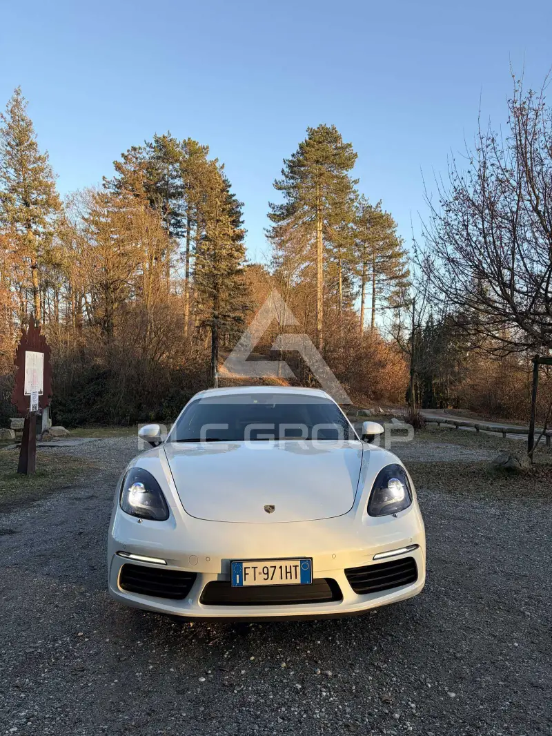 2019 Porsche 718