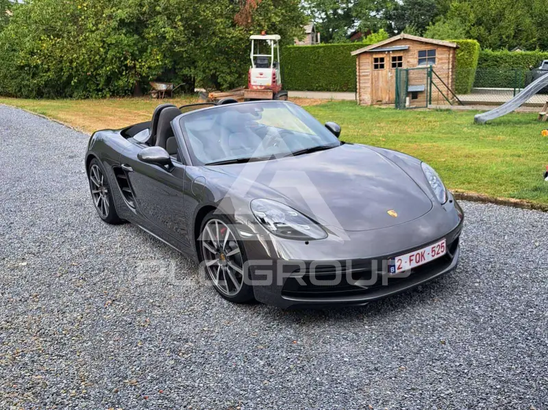 2018 Porsche 718