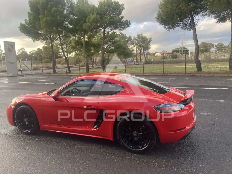 2018 Porsche 718