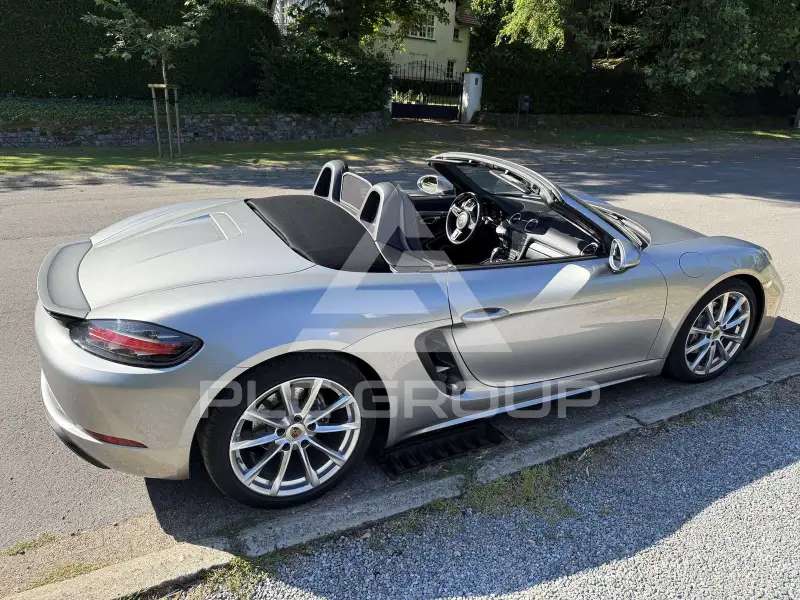 2018 Porsche 718