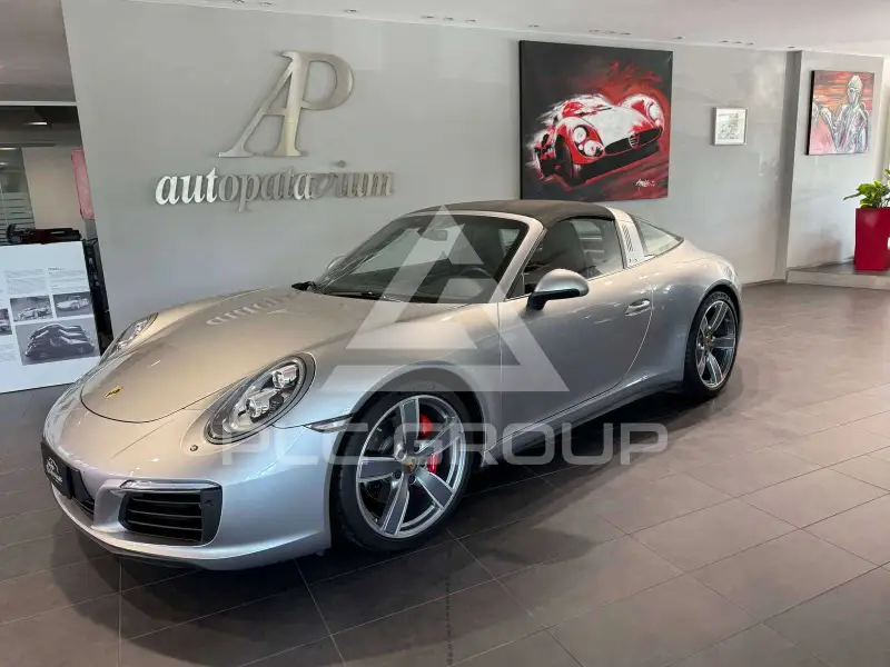 2018 Porsche 911(991)