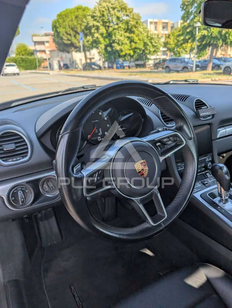 2018 Porsche 718