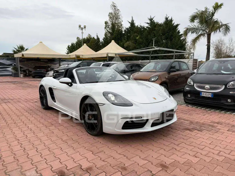 2020 Porsche Cayman