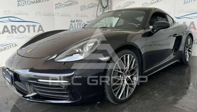 2018 Porsche Cayman