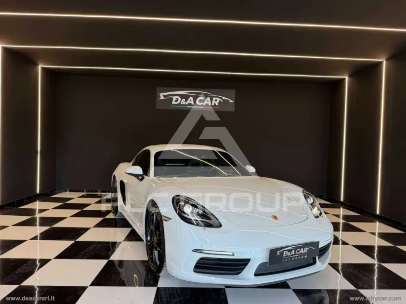 2018 Porsche Cayman