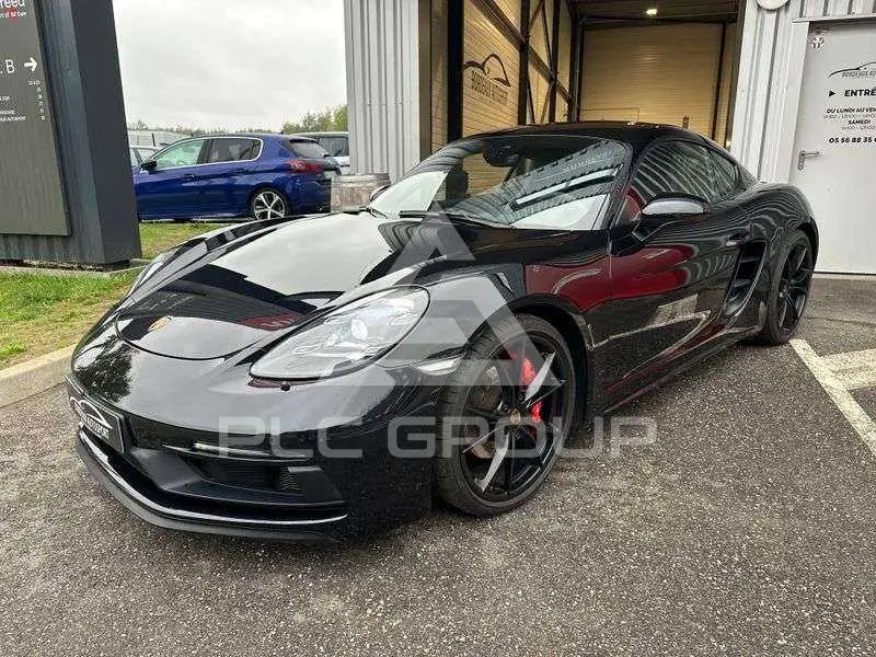 2018 Porsche Cayman