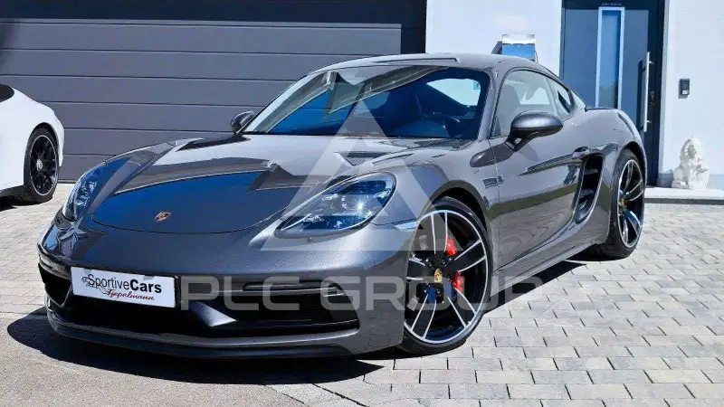 2018 Porsche Cayman