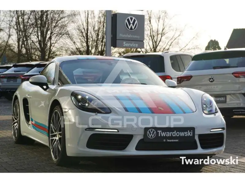 2018 Porsche Cayman