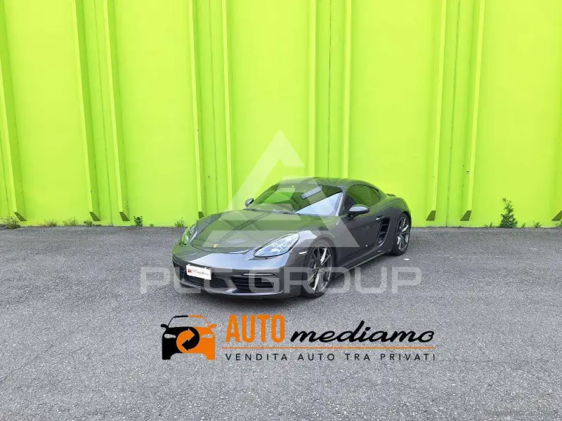 2018 Porsche Cayman