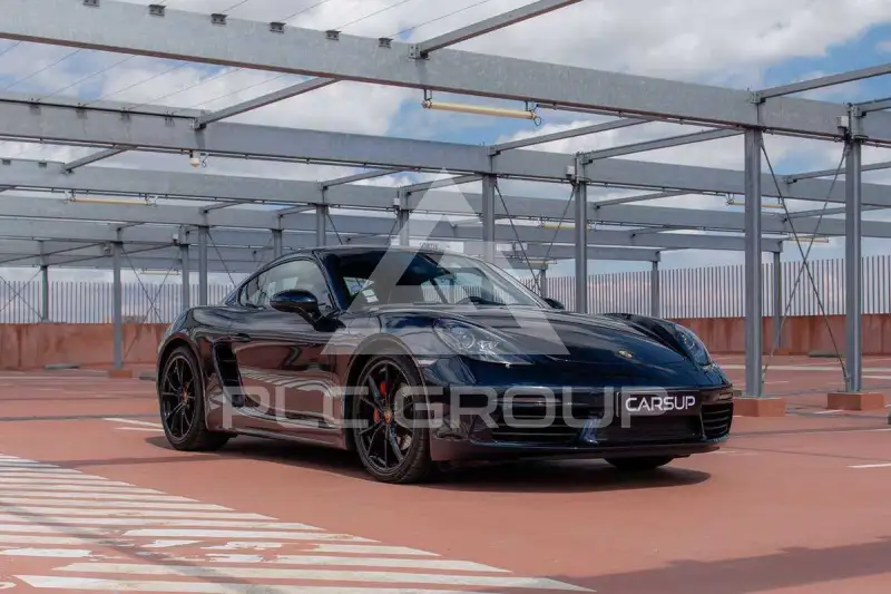 2018 Porsche Cayman