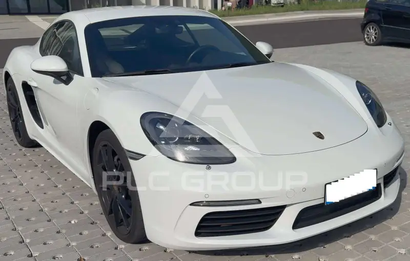 2018 Porsche Cayman