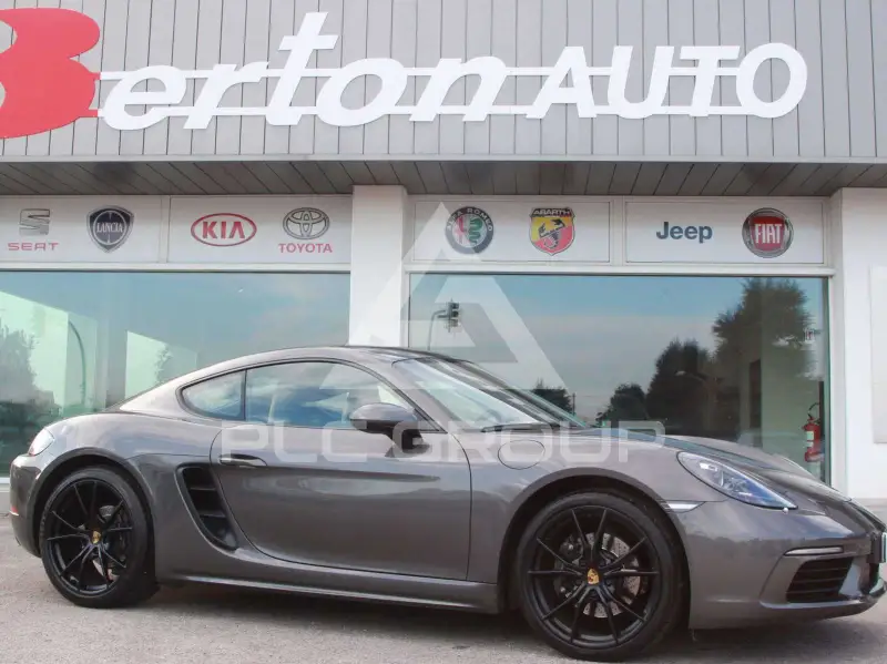2018 Porsche 718