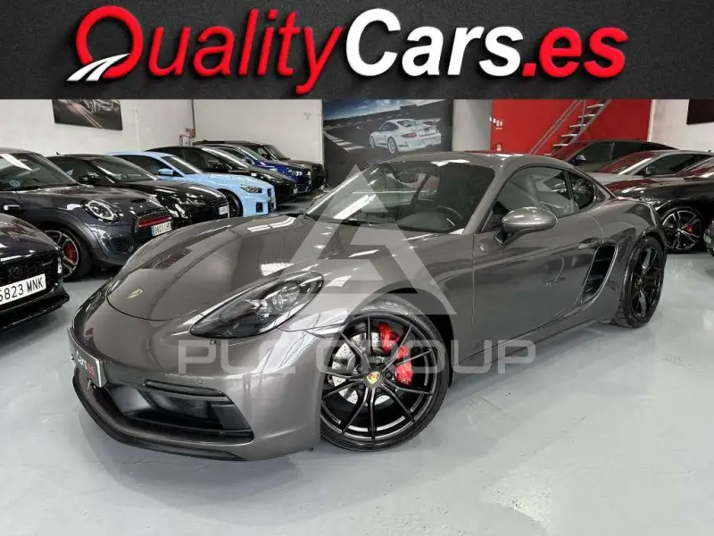 2018 Porsche Cayman