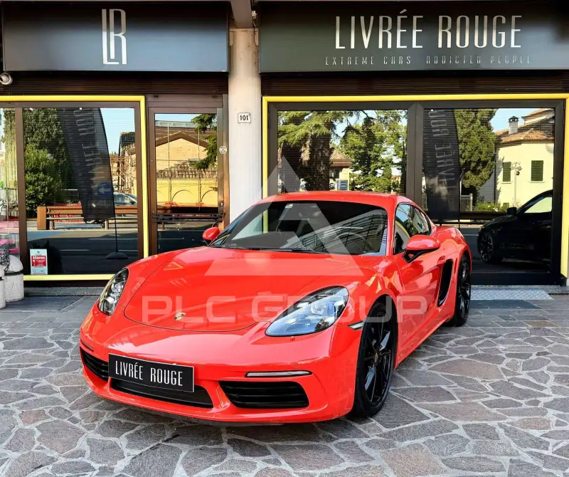 2018 Porsche Cayman