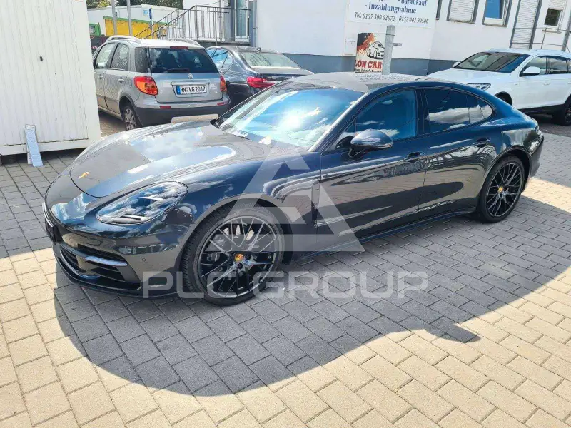 2018 Porsche Panamera