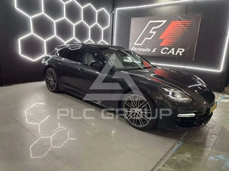 2018 Porsche Panamera
