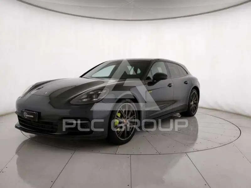 2018 Porsche Panamera