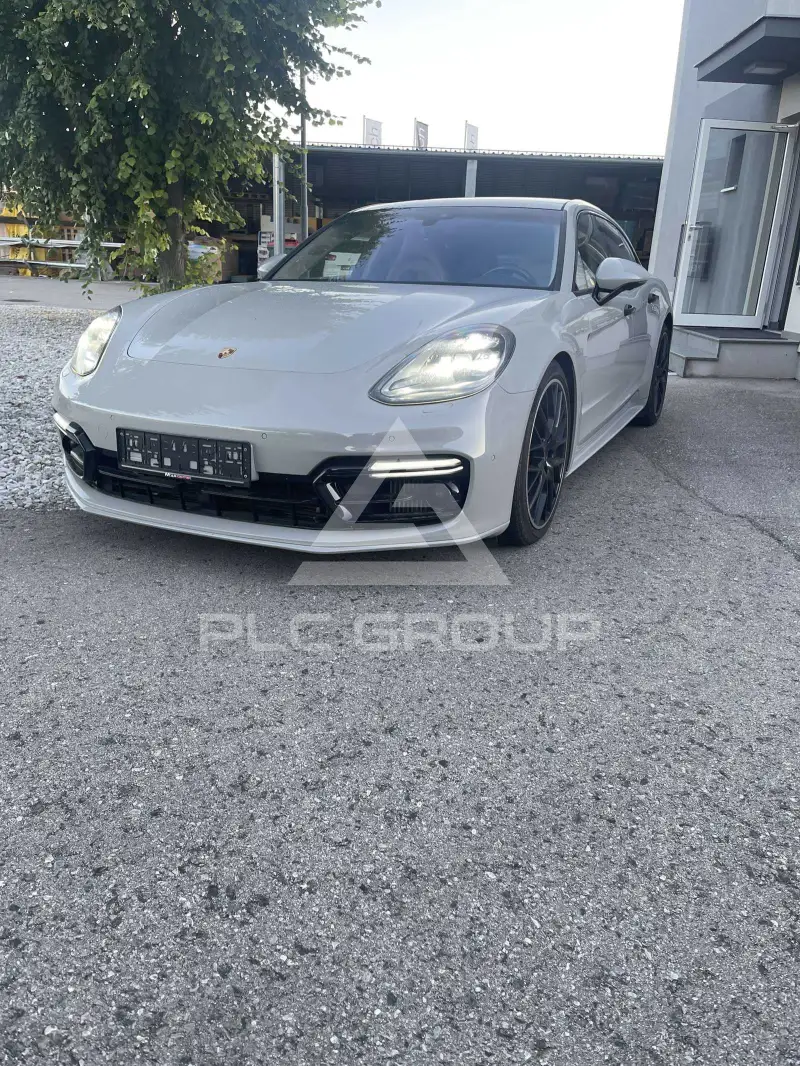 2018 Porsche Panamera