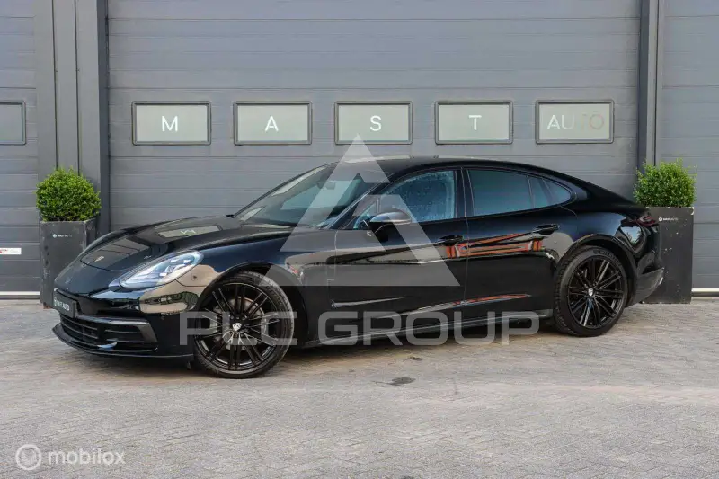 2018 Porsche Panamera