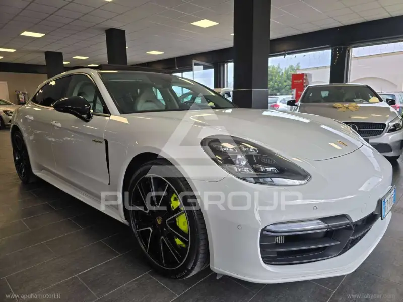 2018 Porsche Panamera