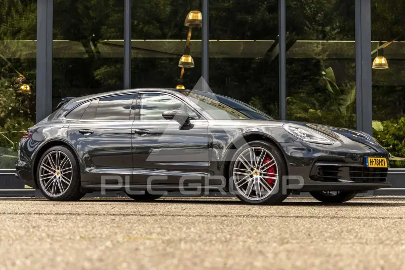2018 Porsche Panamera