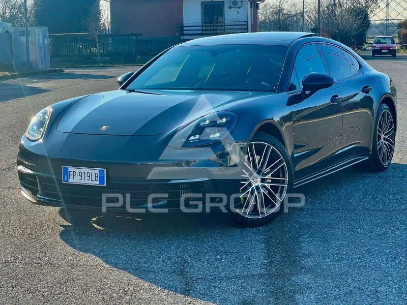 2018 Porsche Panamera