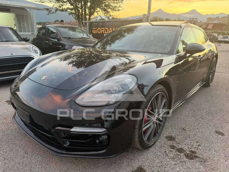 2018 Porsche Panamera