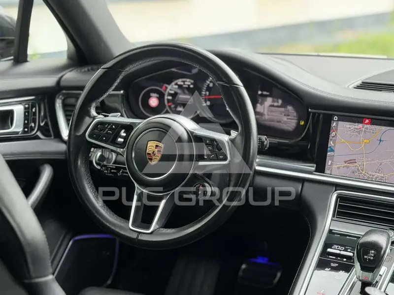 2018 Porsche Panamera