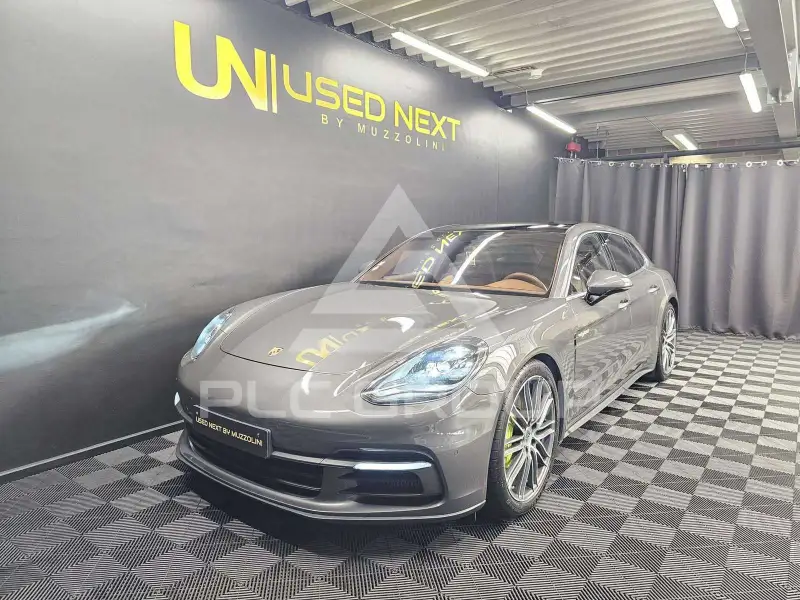 2018 Porsche Panamera