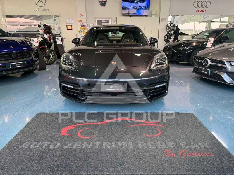2018 Porsche Panamera