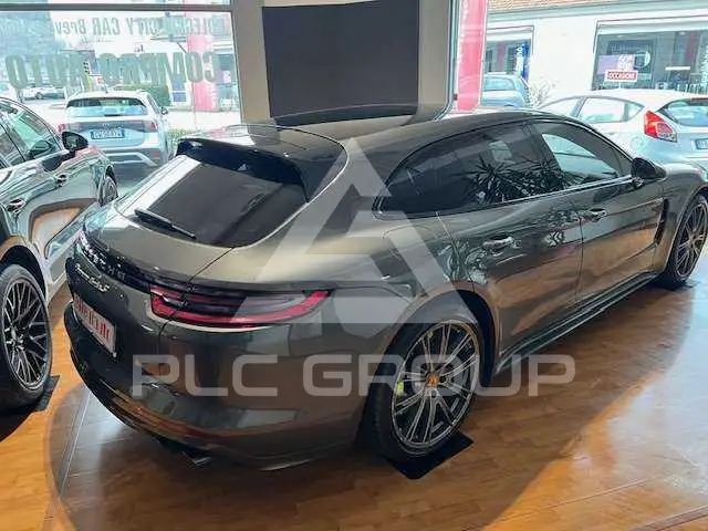 2018 Porsche Panamera