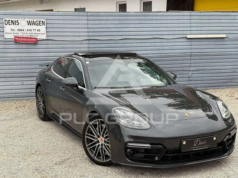 2018 Porsche Panamera