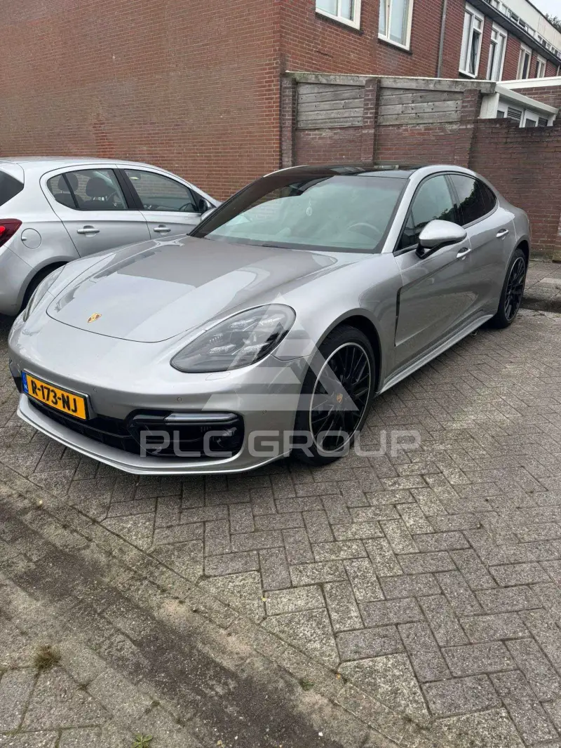 2018 Porsche Panamera