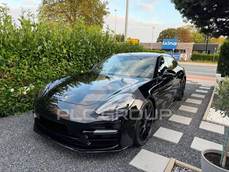 2018 Porsche Panamera