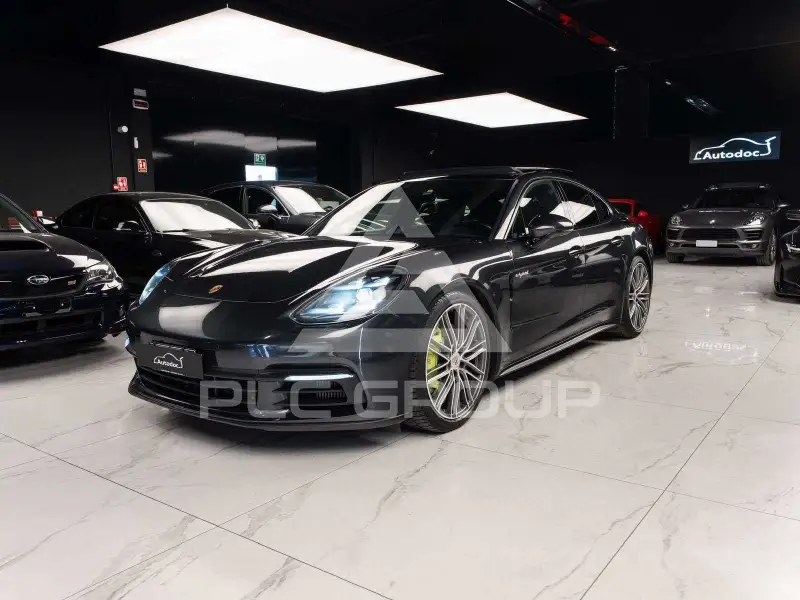 2018 Porsche Panamera