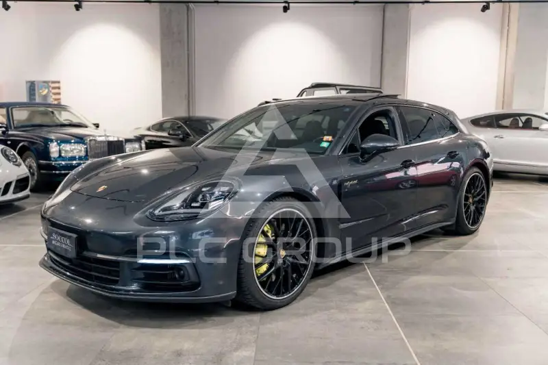 2018 Porsche Panamera