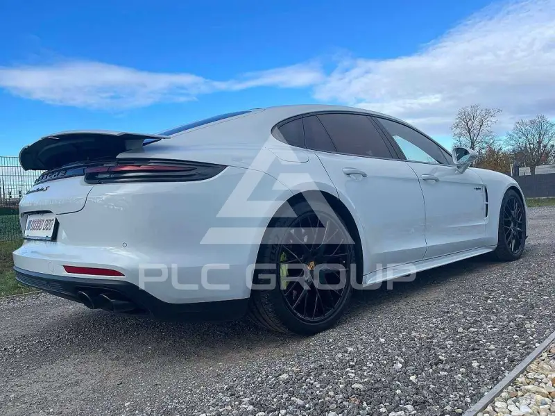 2018 Porsche Panamera