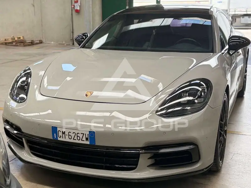 2018 Porsche Panamera