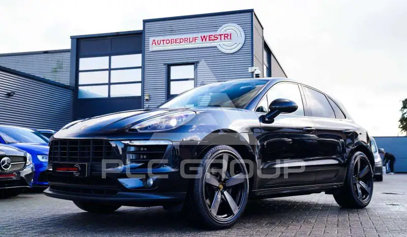 2018 Porsche MACAN