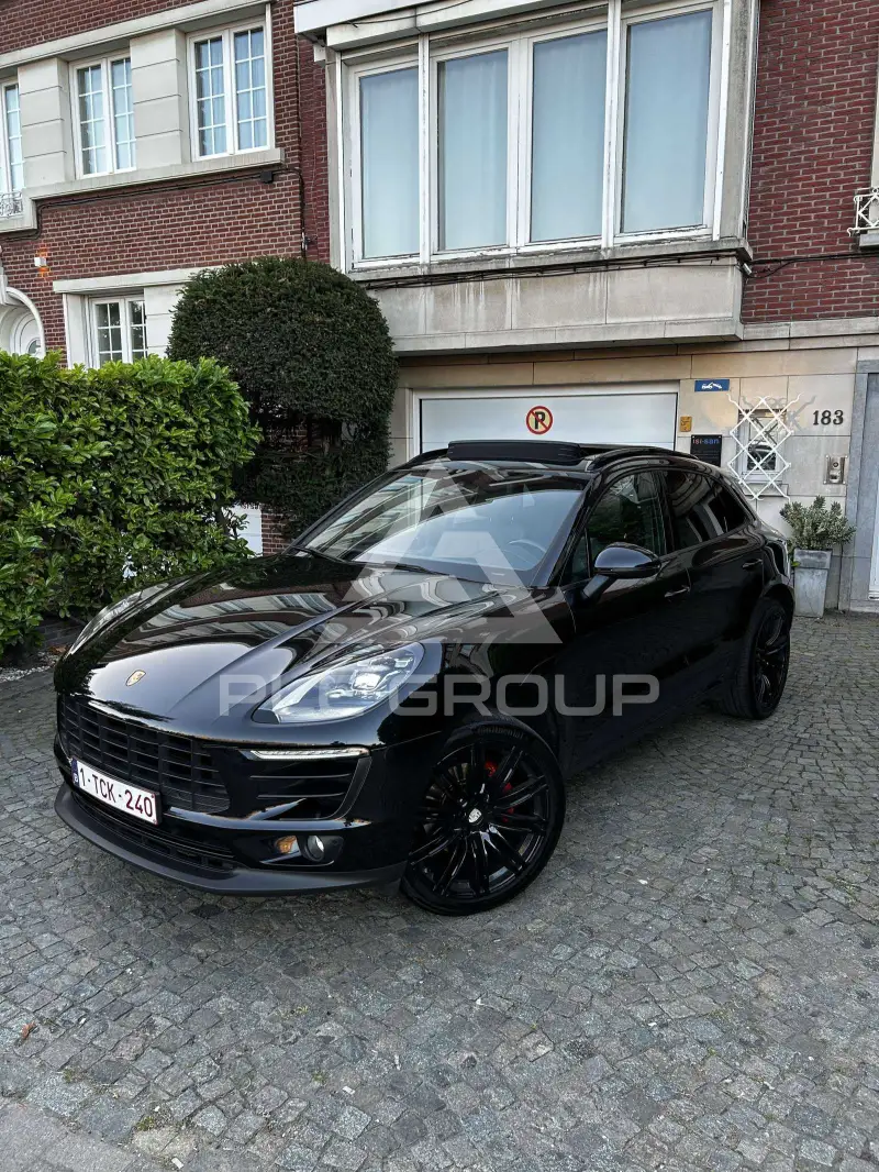 2018 Porsche MACAN
