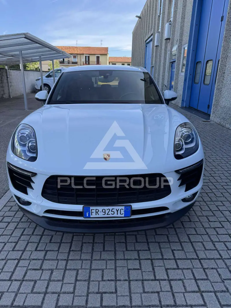 2018 Porsche MACAN
