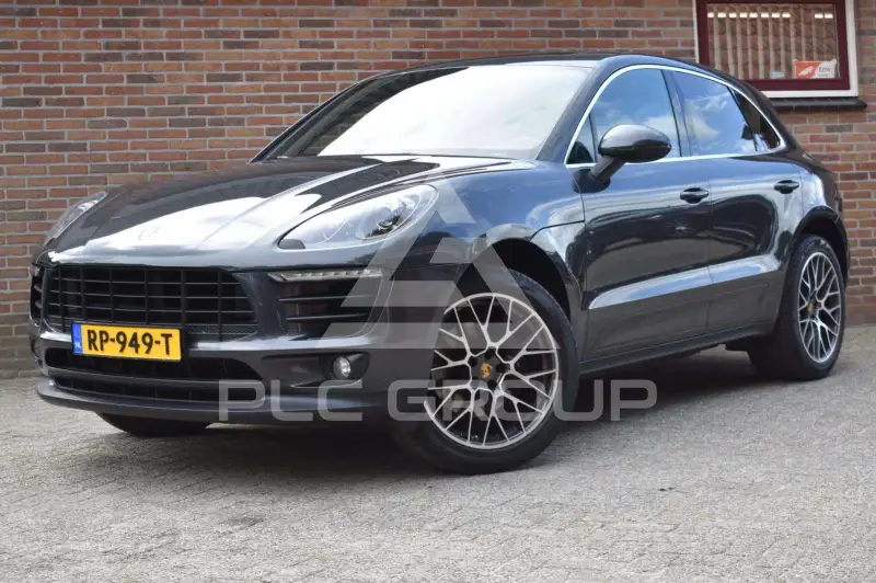 2018 Porsche MACAN