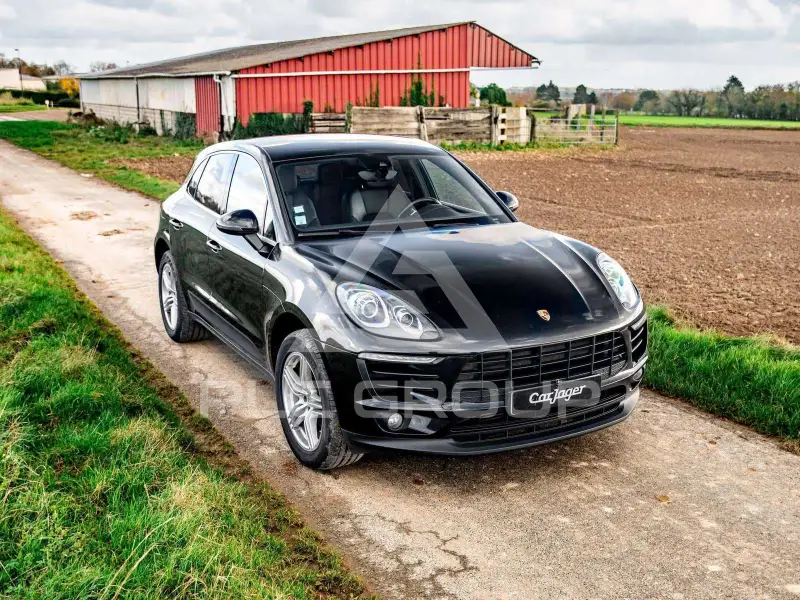 2018 Porsche MACAN