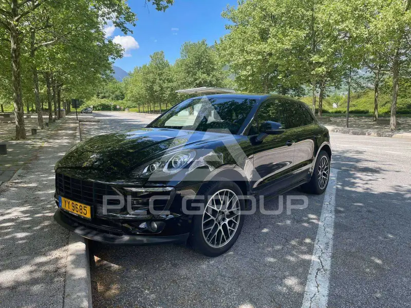 2018 Porsche MACAN